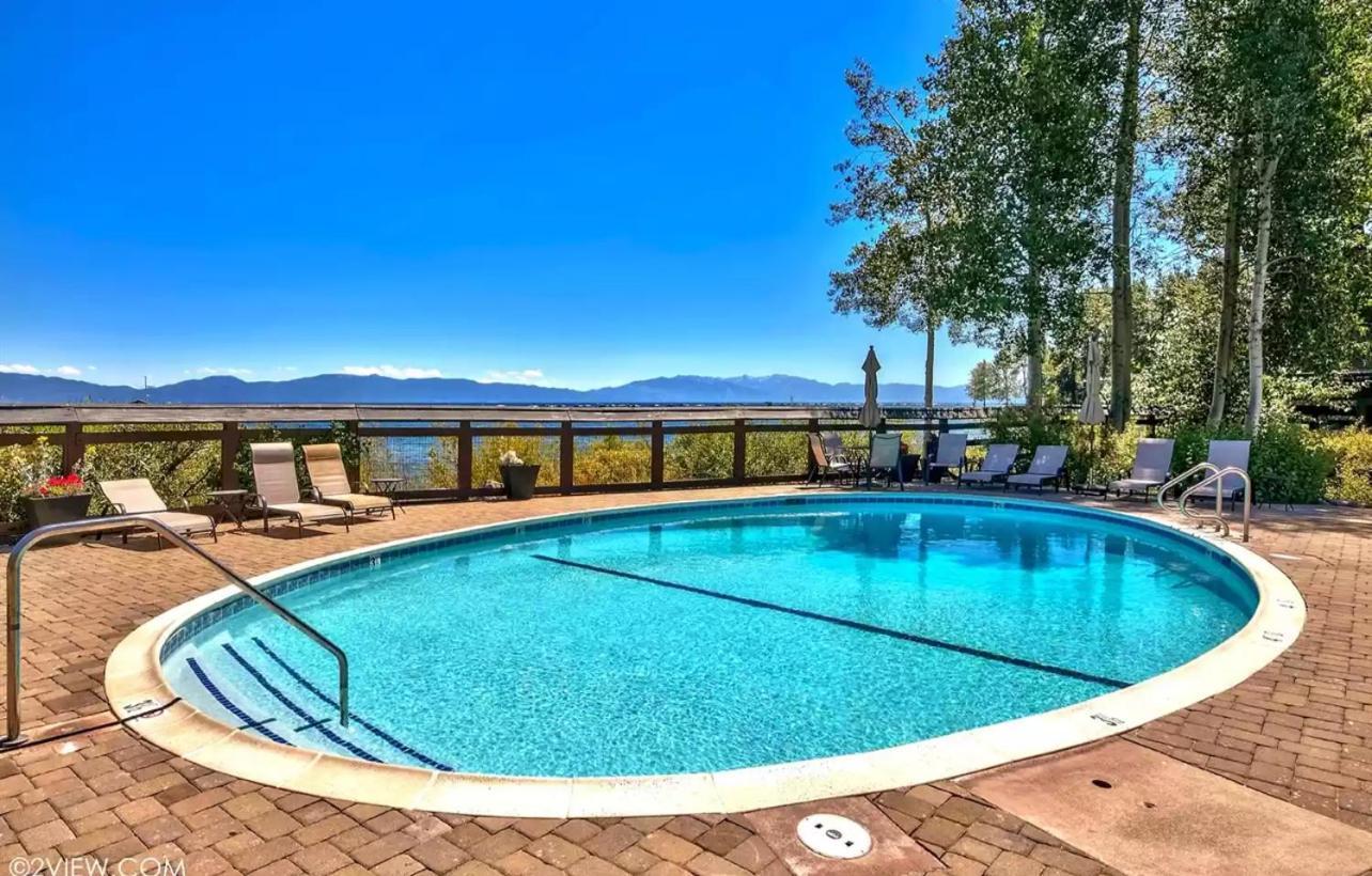 Beautiful Remodeled In Tahoe Holiday home *