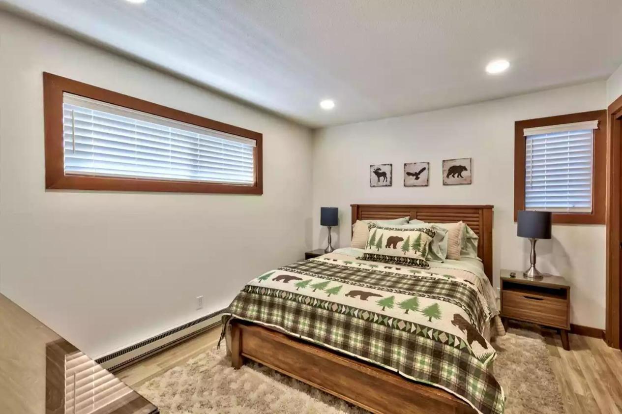 Beautiful Remodeled In Tahoe Holiday home Tahoe City